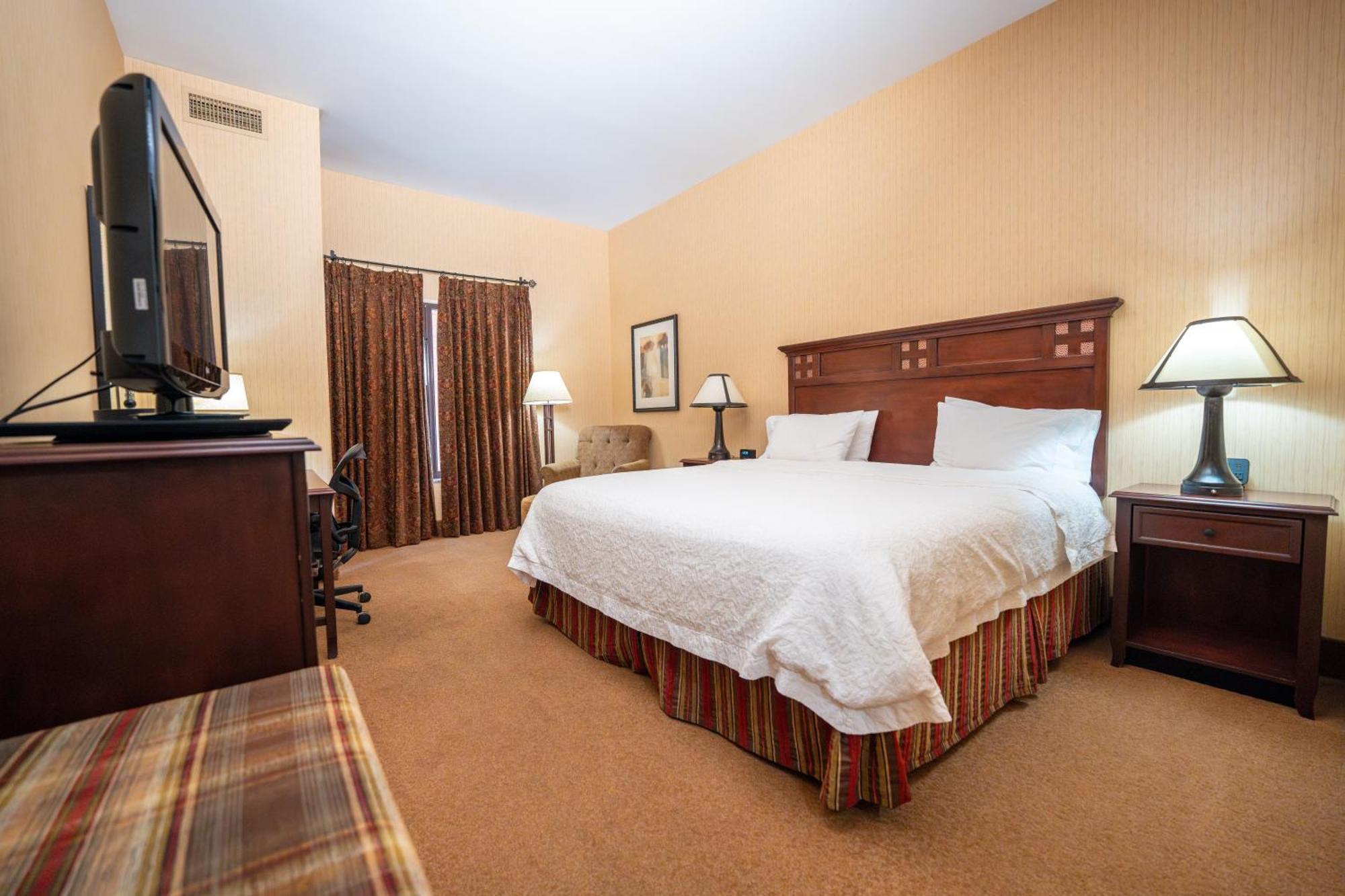 Hampton Inn & Suites Tahoe-Truckee Ngoại thất bức ảnh